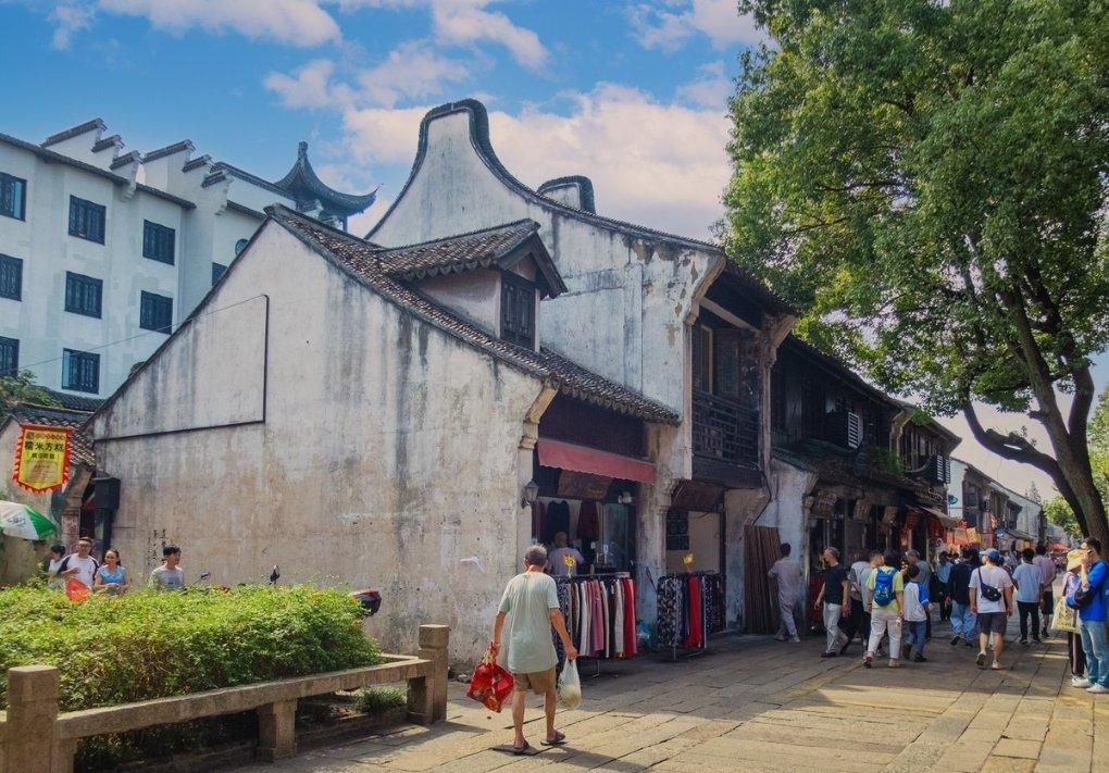 漫步太空